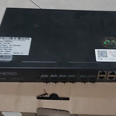 HIOSO 4-Port EPON/GEPON OLT +  1 SFP 10 db