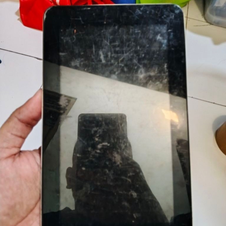 TABLET MATI MERK ERGOTECH