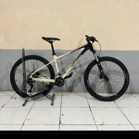 POLYGON XTRADA 6 TAHUN 2022