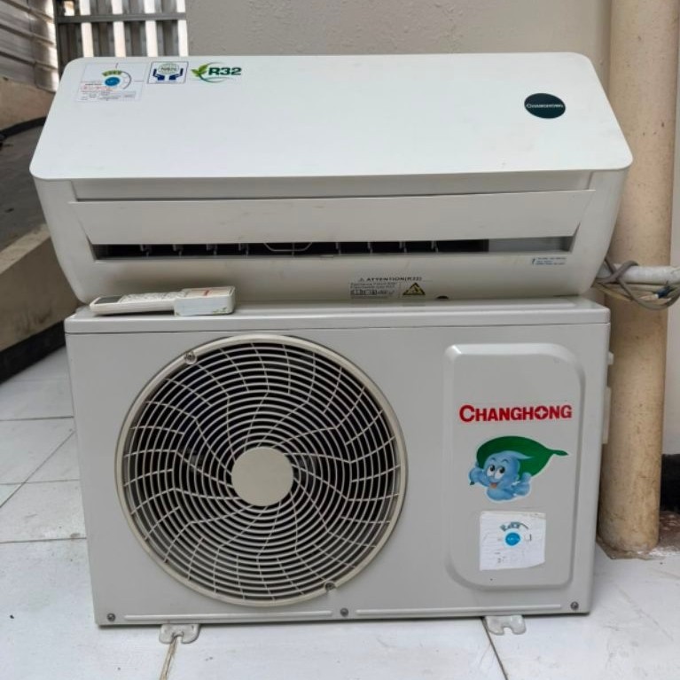 AC CHANGHONG 1/2 pk bekas seperti baru 0,5 pk