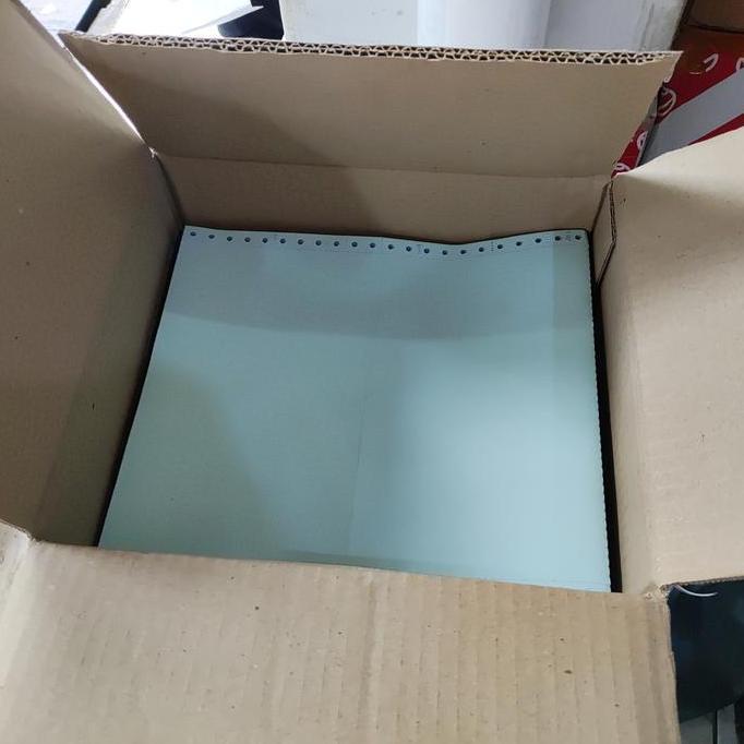 Kertas Continuous Form Paper Print 9.5 X 11 3 Ply A4 Bagi 3 Rangkap