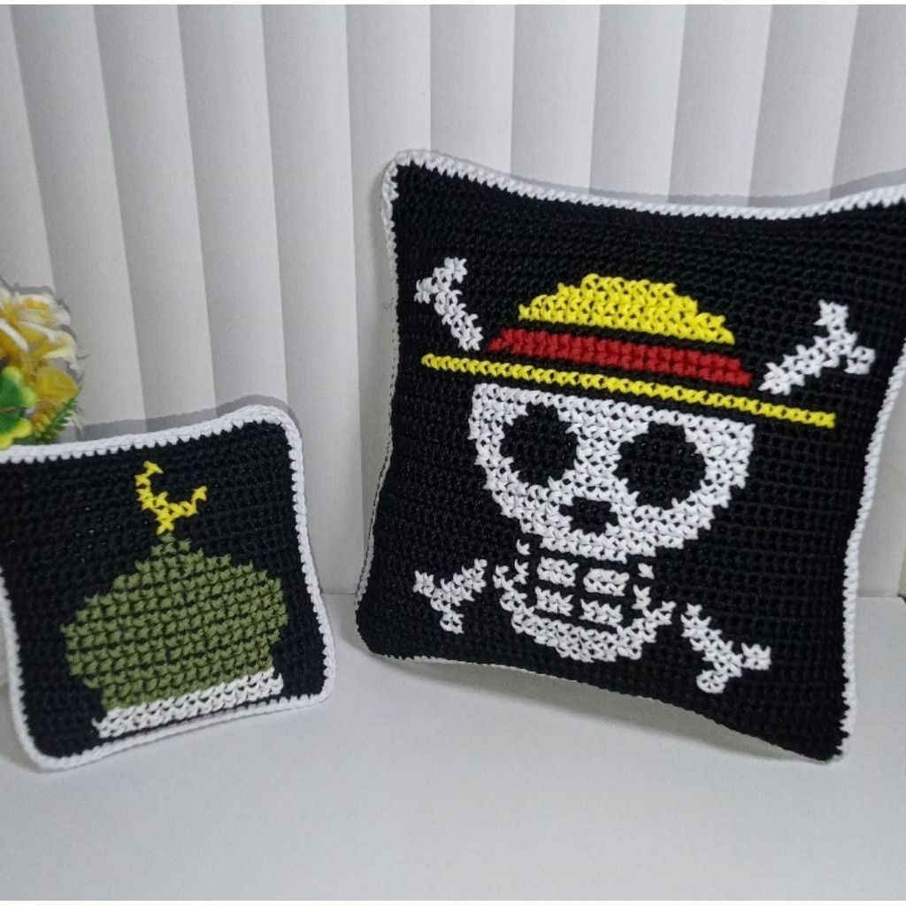 Bantal Dekorasi Custom rajut dan sulam benang katun type pixel art