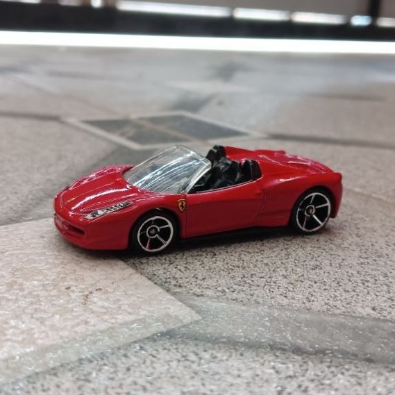 Hotwheels Ferrari 458 Spider (Loose Mulus)