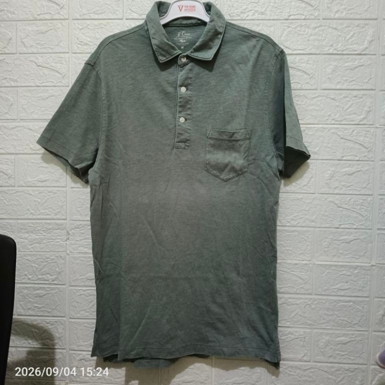Baju kaos polo lengan pendek, warna abu-abu size M dari J.Crew