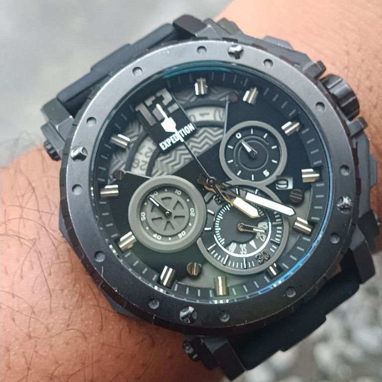 Expedition Chronograph E6402M