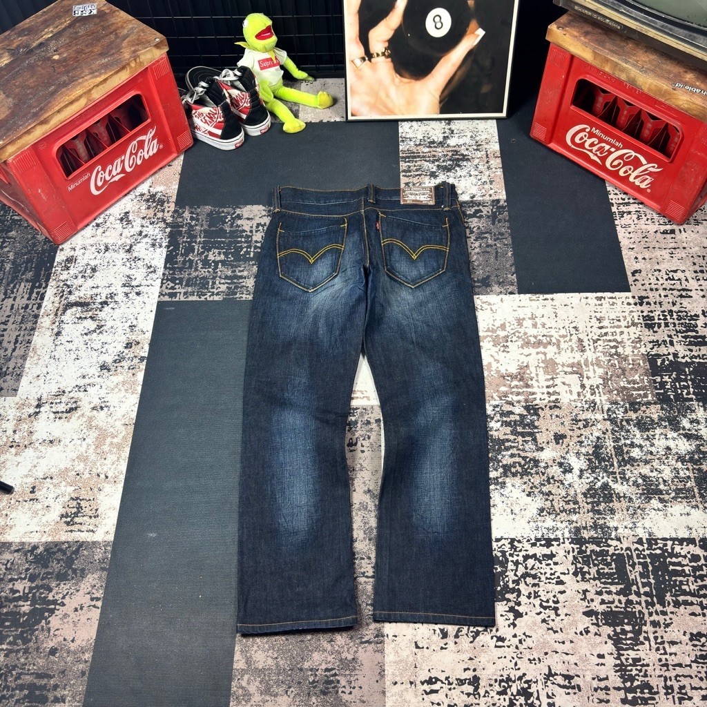 LEVIS 511 JEANS