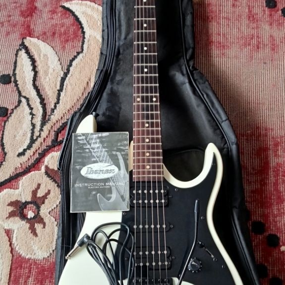 Gitar ibanez Gio grx 55b