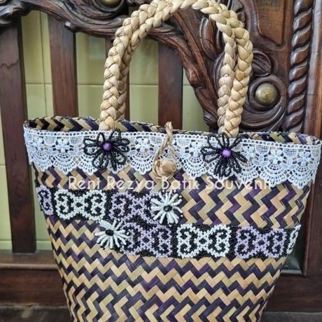 Tas Anyaman Kaltim Motif Etnik Dayak | Tas Handmade Kalimantan Timur | Souvenir Oleh Oleh Khas Kalti