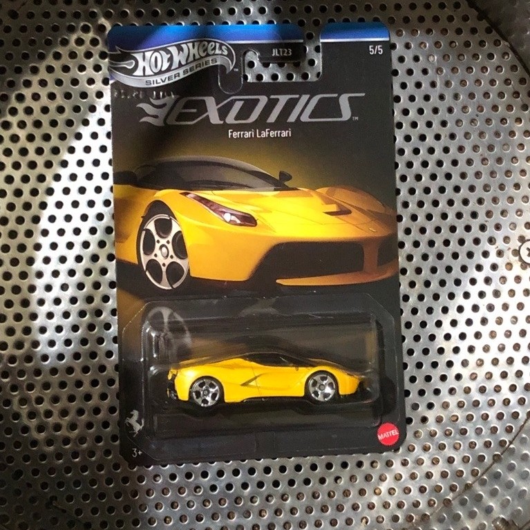 hot wheels exotics ferrari laferrari