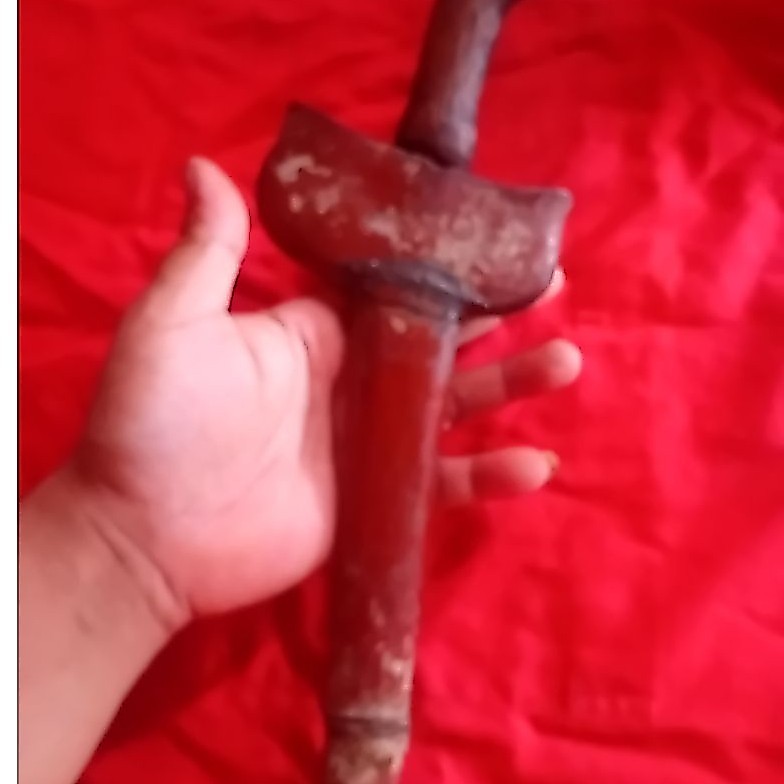 keris tua