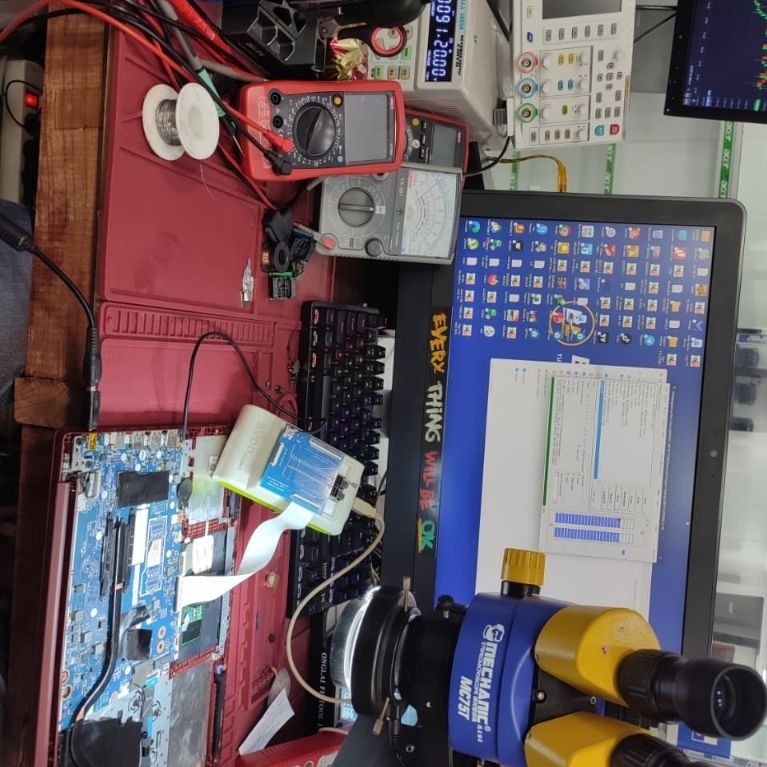 Jasa Service Laptop Mati Total
