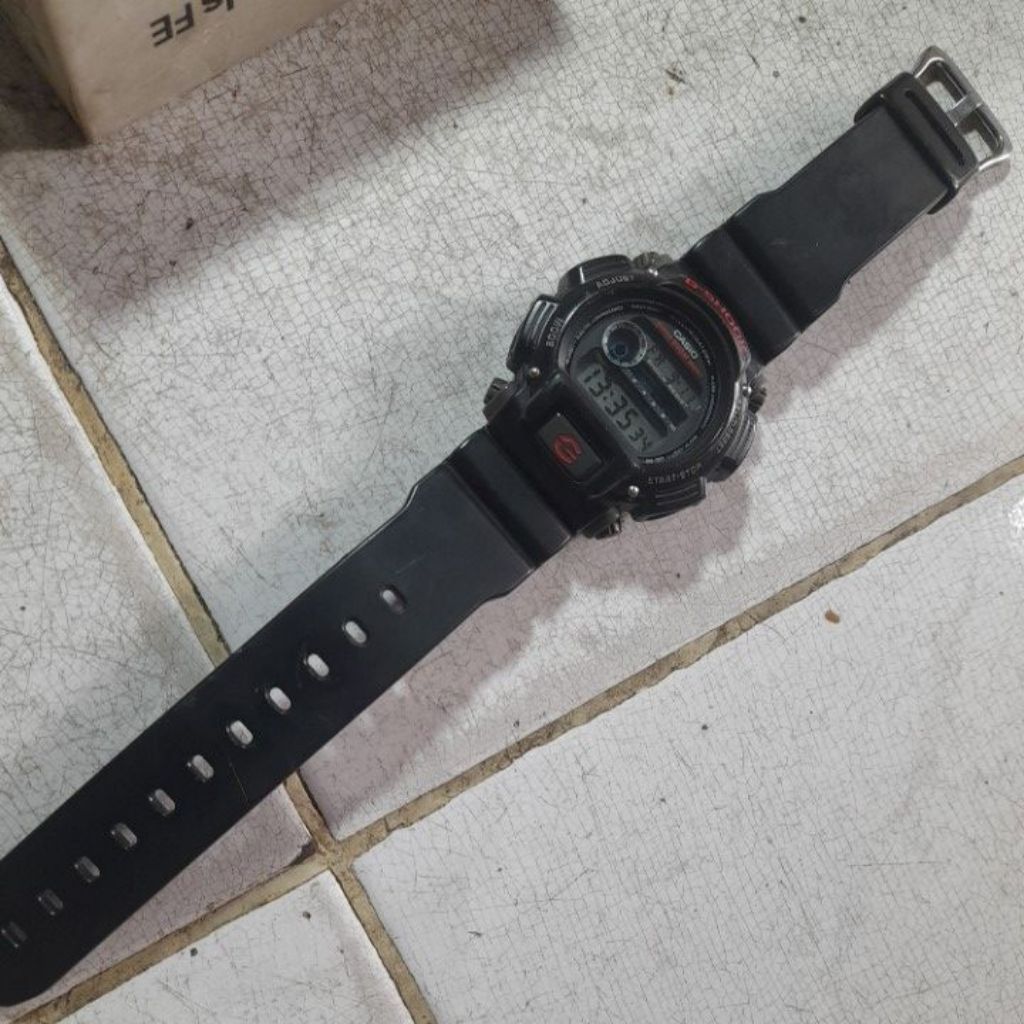 casio G shock DW 9052