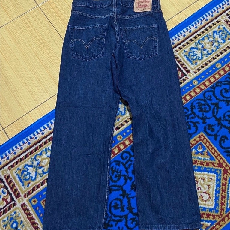 Celana Jeans Levis 512 Blue Navy - size 33 fit 32