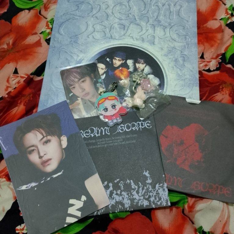 READY STOK ALBUM SMOOTHIE DREAM()SCAPE NCT DREAM KEYCHAIN BUNNY JAEMIN PC RENJUN