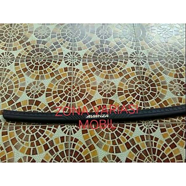 SILLPLATE SILL PLATE INJAKAN PLAT BAGASI BELAKANG AVANZA LAMA NEW VVTI 2010 2008 HITAM