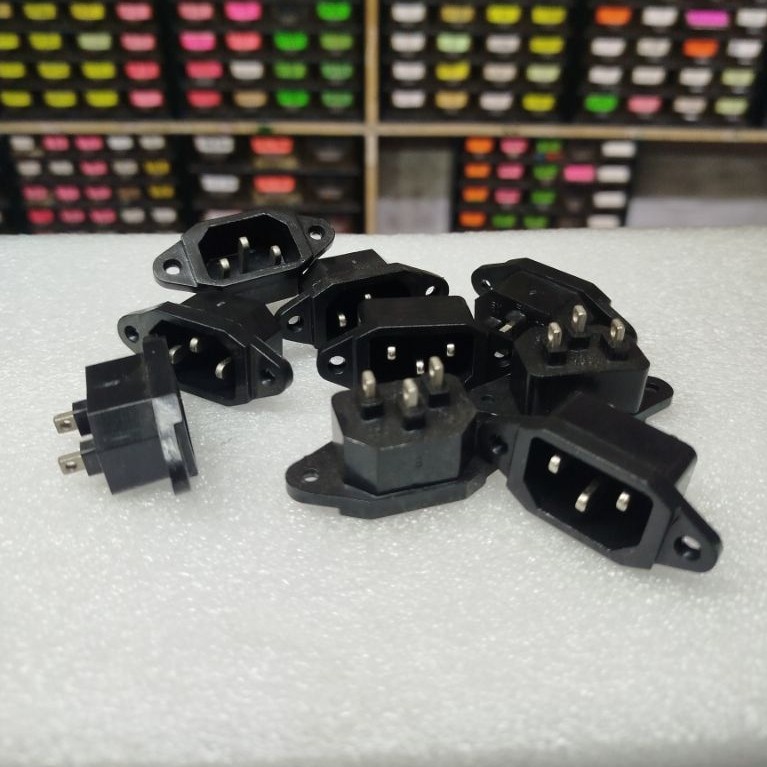 Soket AC 3 Pin / Socket AC 3 Pin