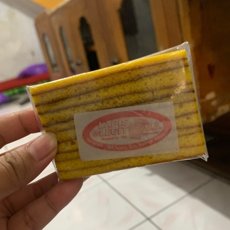 kue basah lapis legit