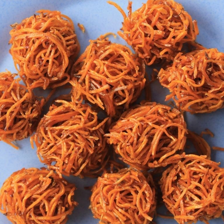 Camilan Kue kering Jajanan Grubi Kremes Ubi, Carang Mas. berat 250.G/pcs