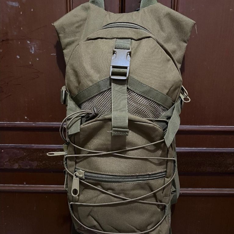 Hydropack / Tas kecil - Brand Luar 10L , Preloved