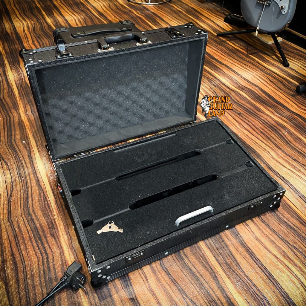 Hardcase Pedalboard 50x30 in Black