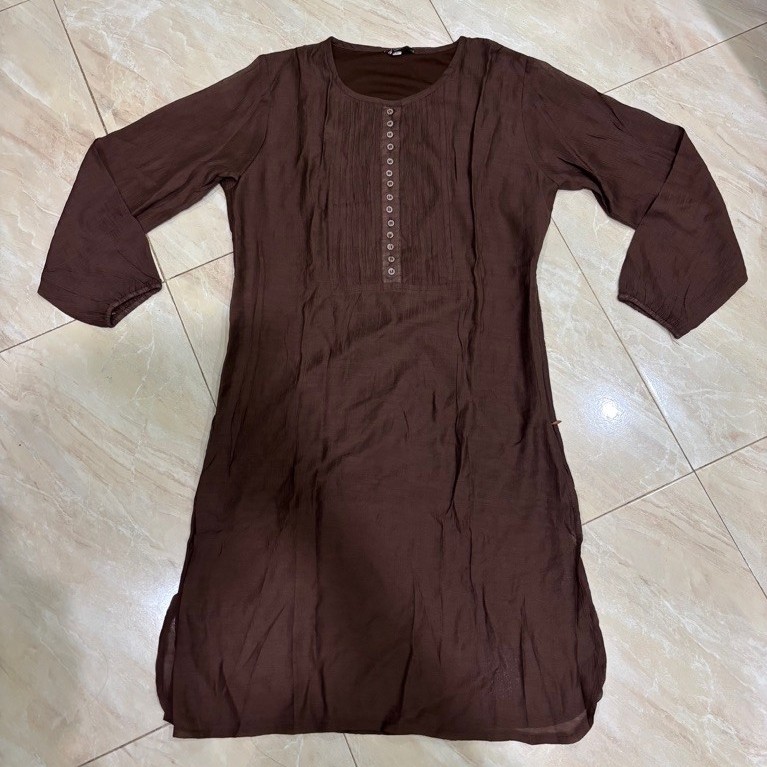 Preloved Baju Lengan Panjang Wanita Coklat Model Tunik