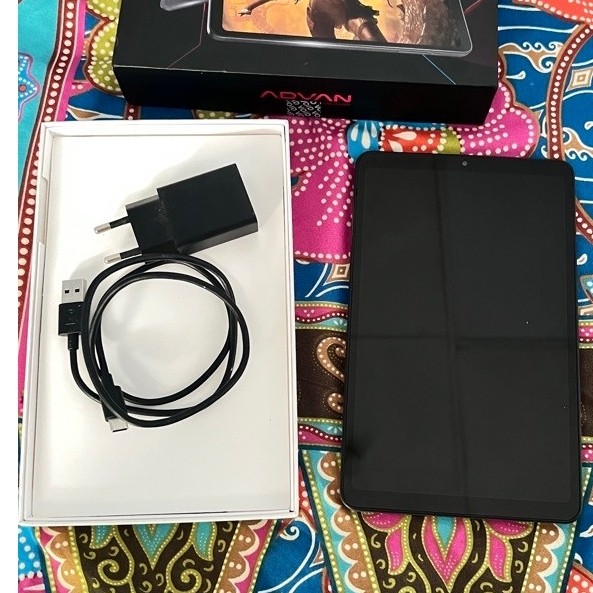 Tablet gaming Advan V8 8/128 mati