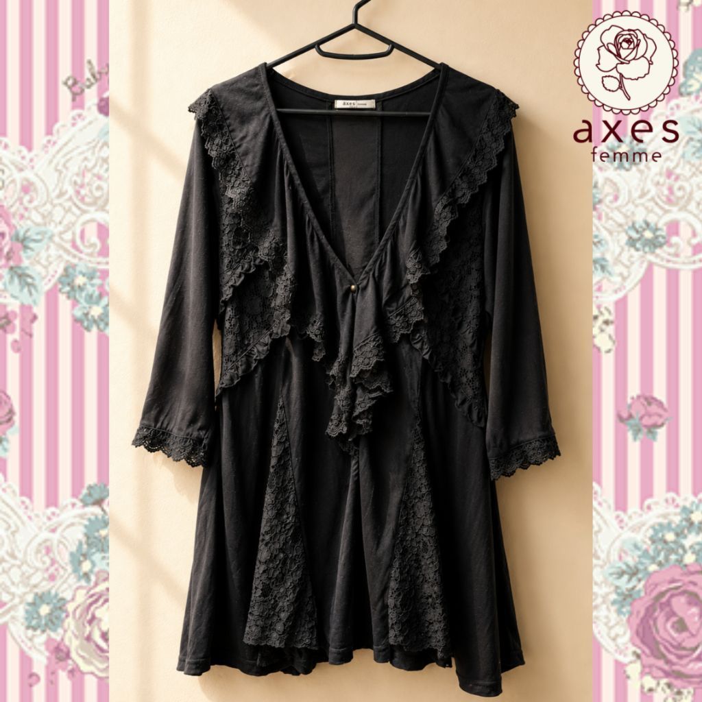 Axes Femme Frill Lace Black kawaii outer