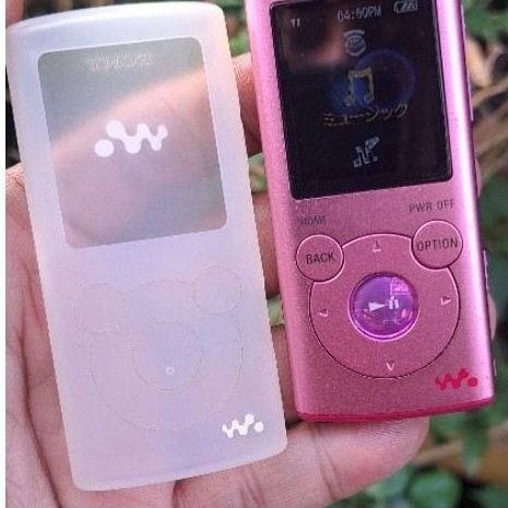 Sony mp3 walkman nw-e052 dengan Charger
