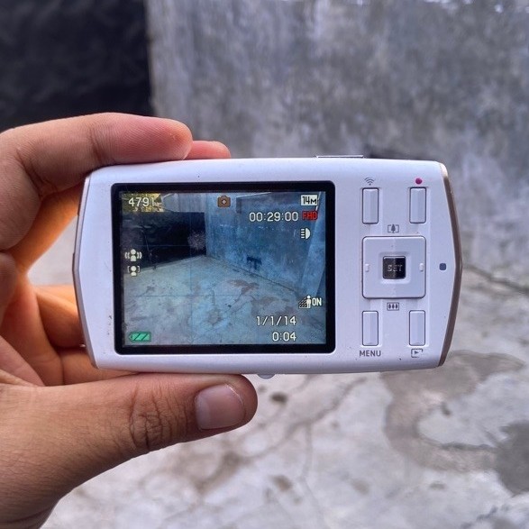 Casio Exilim EX-MR1