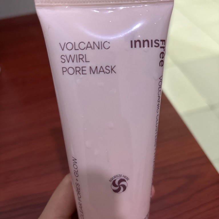 PRELOVED masker volcanic swirl mask innisfree