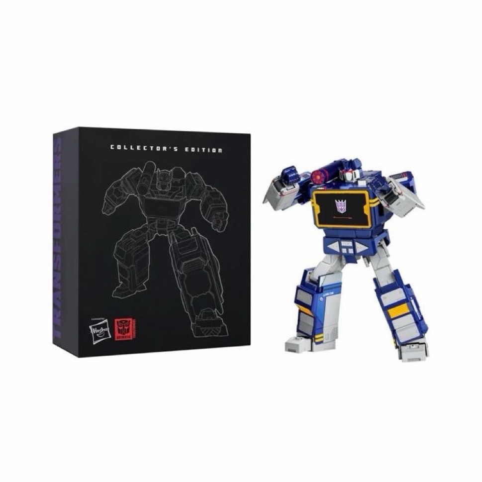 Robosen SBG1 Flagship Soundwave Auto-Converting Robo
