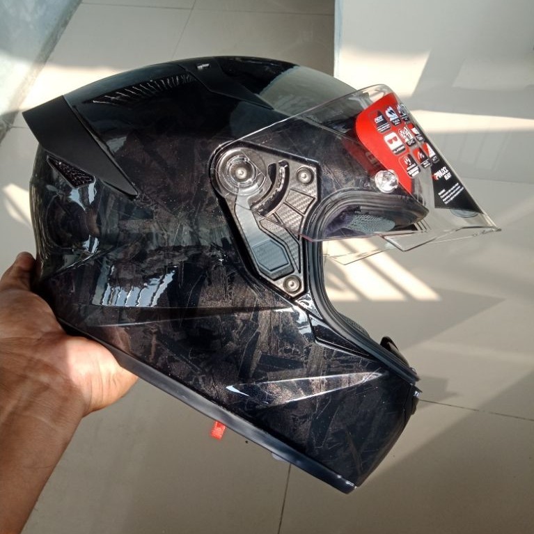 HELM KYT TTC COURSE REPAINT CARBON FORGED