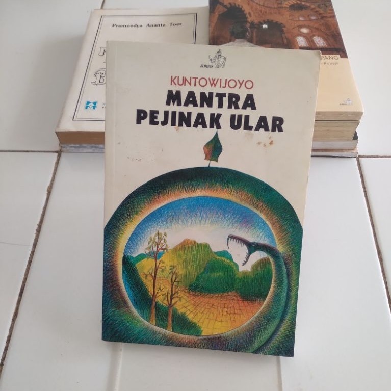 kuntowijoyo mantra pejinak ular