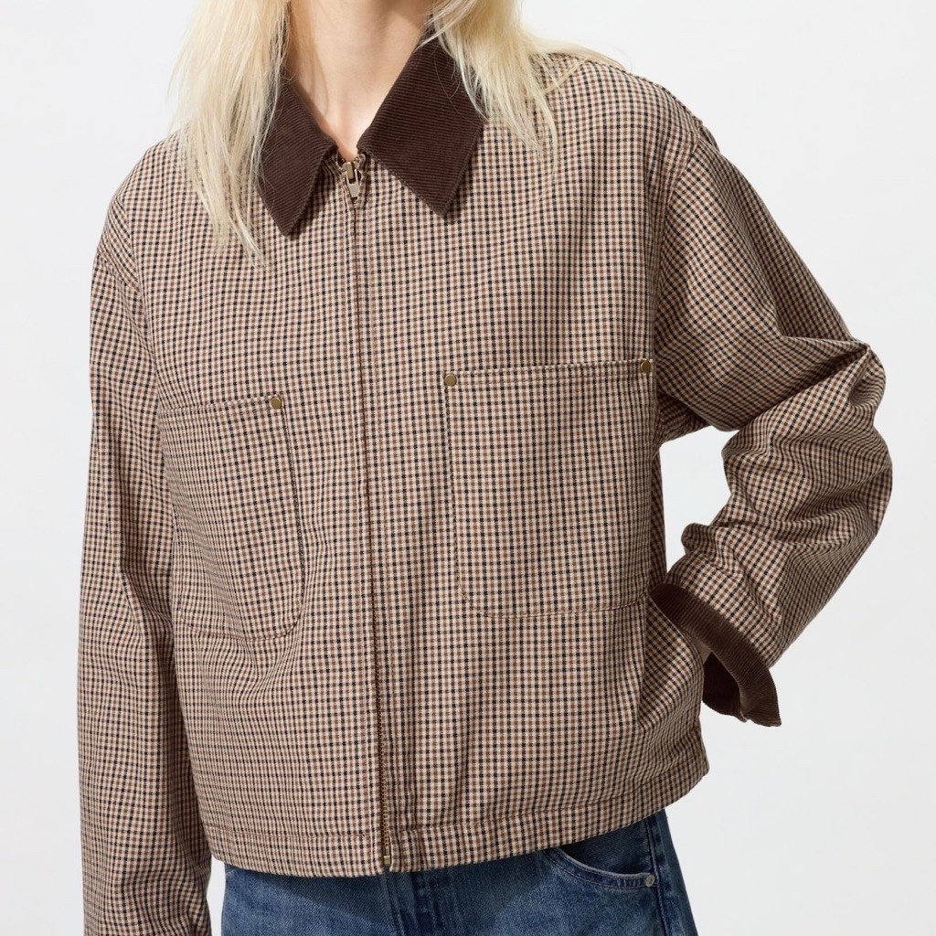 [READY] uniqlo women zip up short jacket (pattern) brown XL