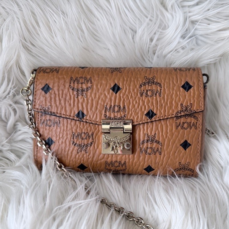 preloved MCM WOC crossbody