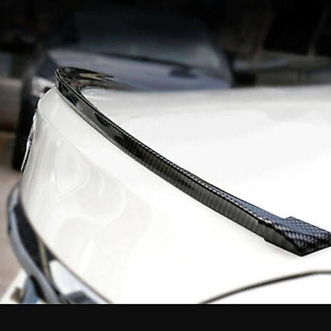 SPOILER DUCKTAIL UNIVERSAL MOBIL