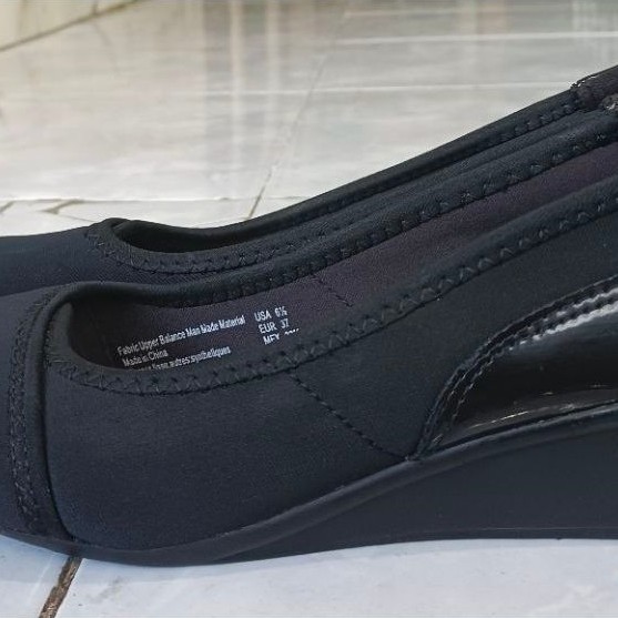 Sepatu wanita Dexflex Comfort size 37