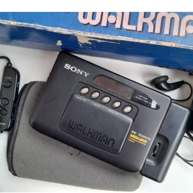 Walkman Sony WM-FX77