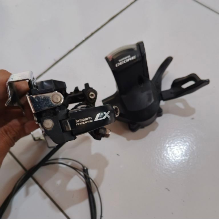 Fd Deore Lx dan Shifter Deore 3 speed
