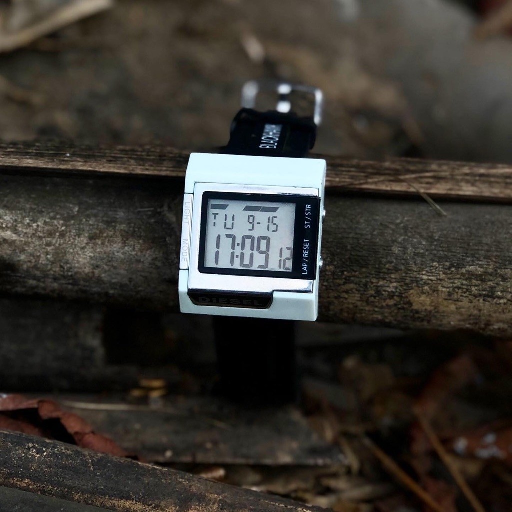 VINTAGE DIESEL WATCH DIGITAL