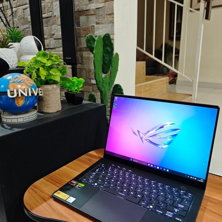 Laptop Asus ROG Zephyrus G14 GA403GM RTX5060 Ryzen AI 9 465 x rog msi