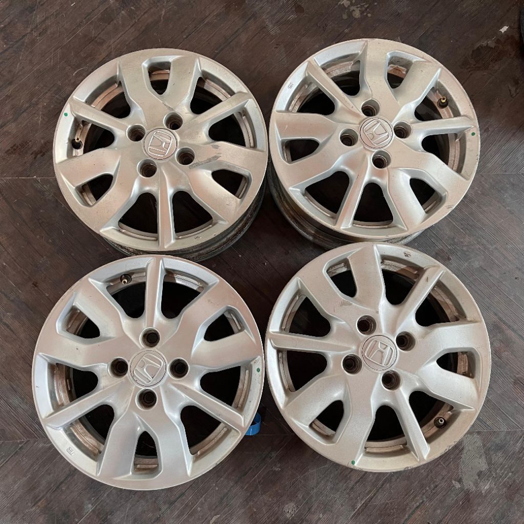 velg velg mobil bekas copotan honda new brio ring 14 lebar 5 lubang pcd 4x100