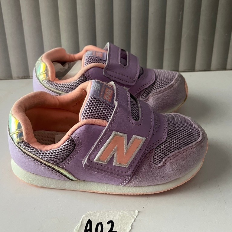 Sepatu Anak Second Original New Balance 990 Size 27,5/16cm