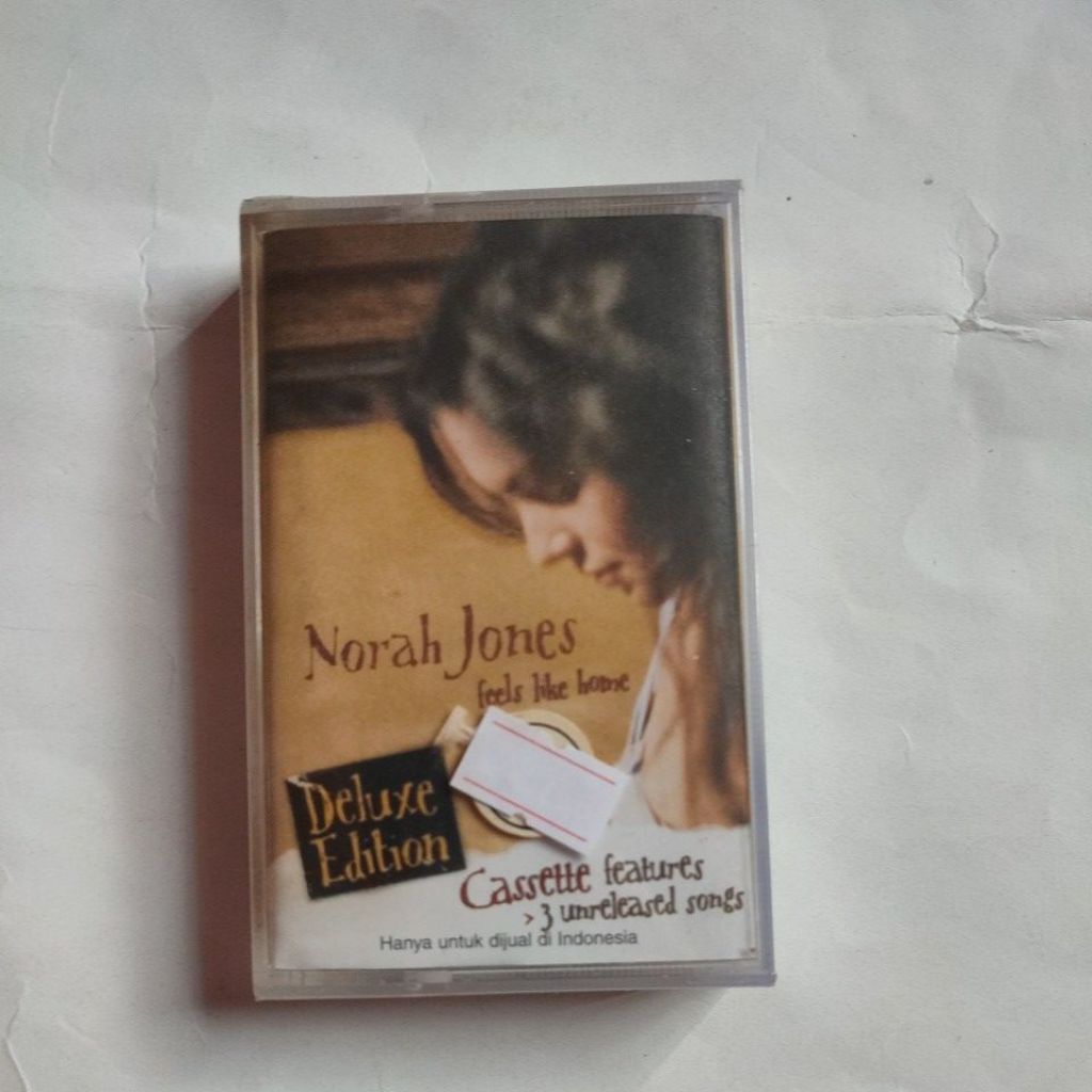 KASET NORAH JONES FEELS LIKE HOME DELUXE EDITION