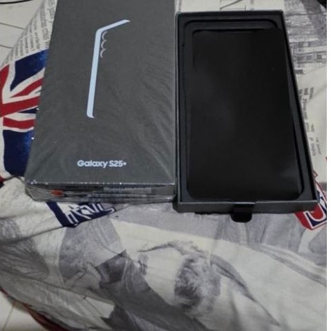 SAMSUNG Galaxy S25 Plus 5G 12GB 256GB 512GB Snapdragon 8 Elite AMOLED 6.9 Inci IP68