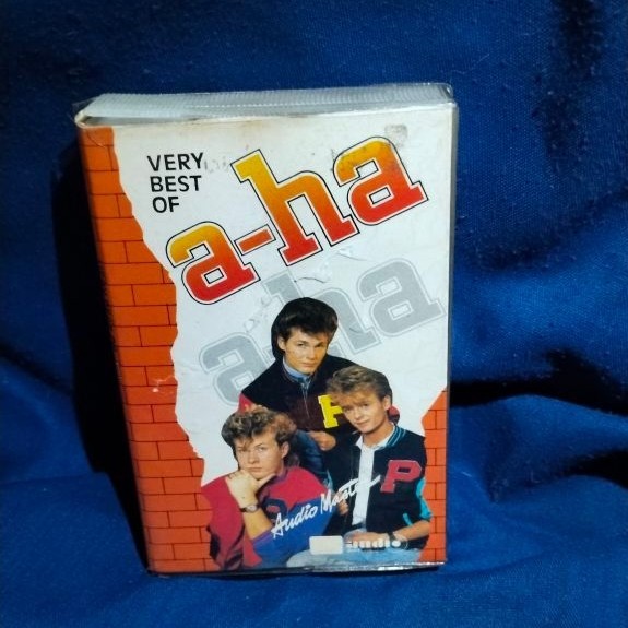 kaset pita original the very best of aha a-ha.