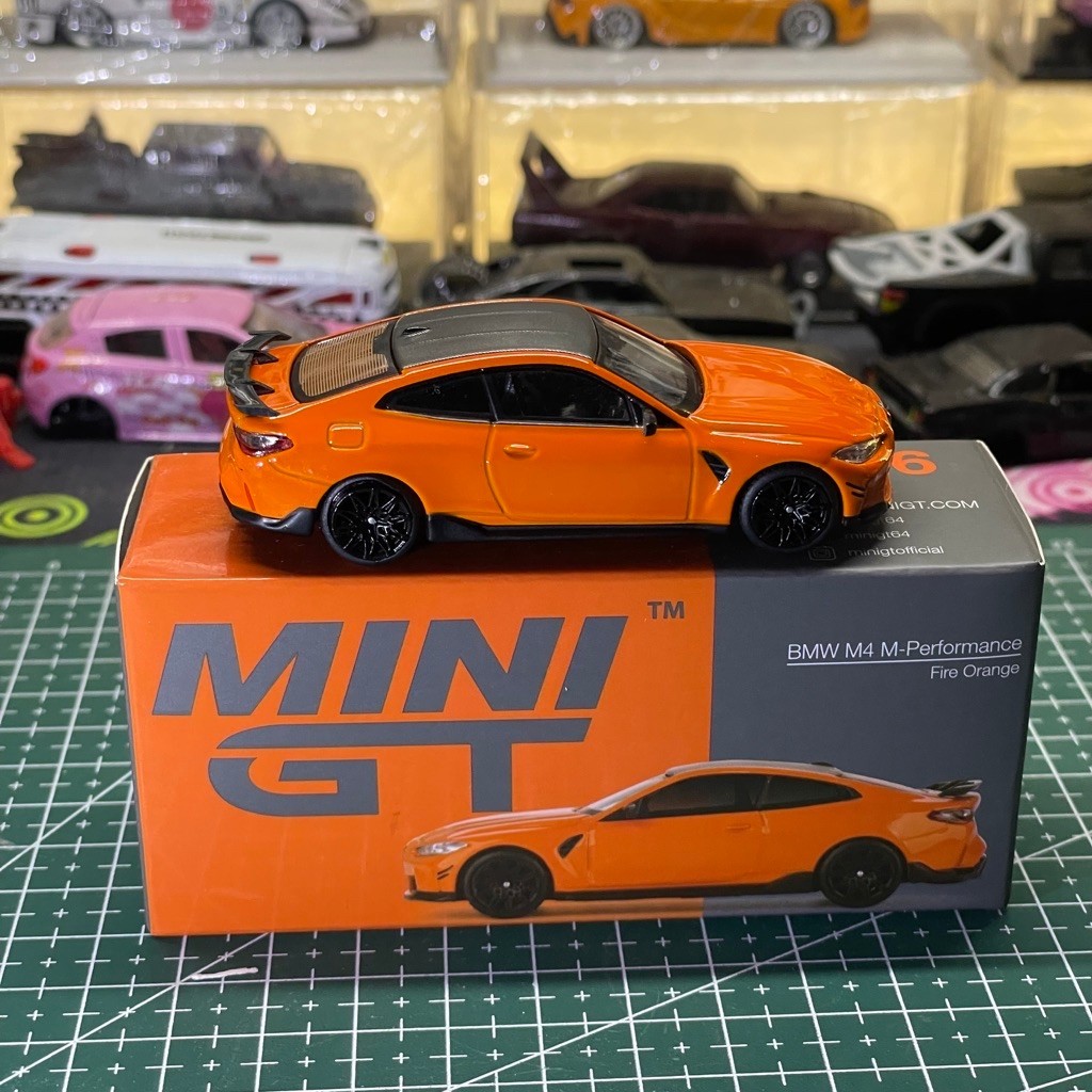 MINI GT BMW M4 M-Performance Fire Orange