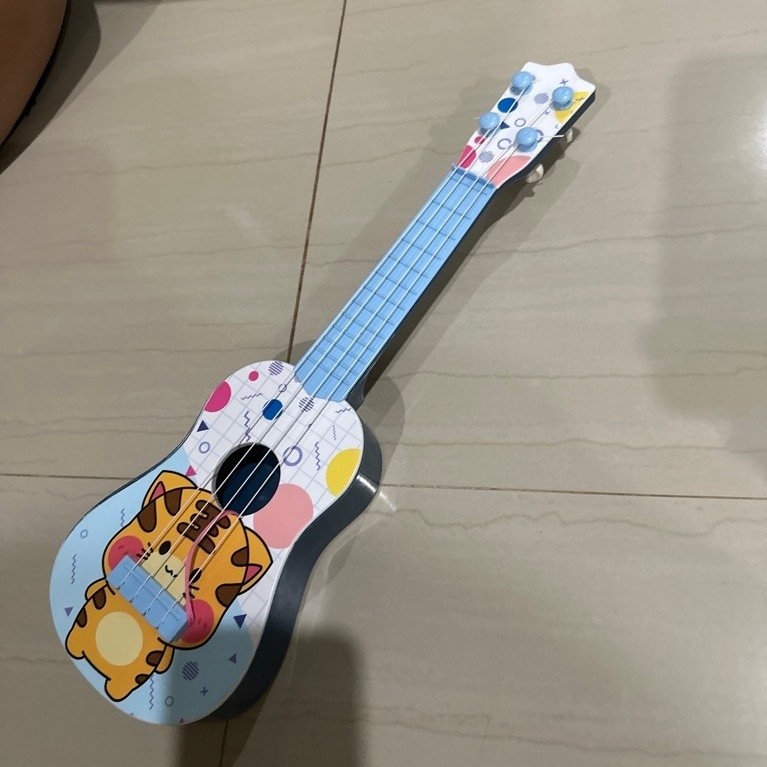 PRELOVED MAINAN GITAR