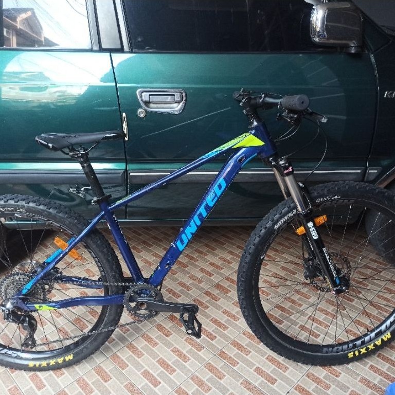sepeda MTB United Clovis 6