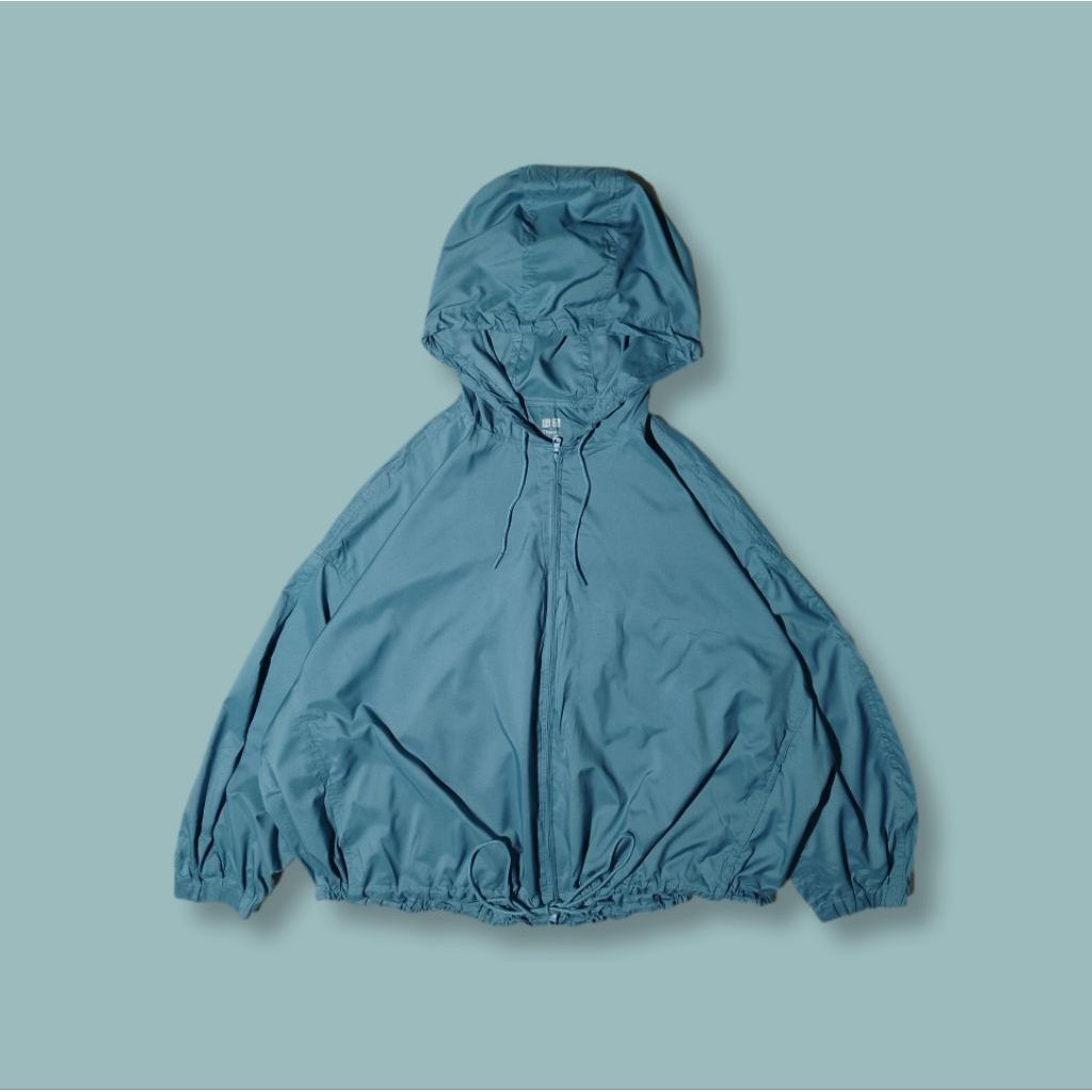 Uniquesport - Jaket Olahraga Uniqlo x Theory Parasut Lightweight UV Protection Packable Boxy Oversiz